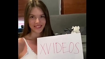 Princess Alice’s Naughty Debut on Ultima Tube – A Sensual Amateur Experience